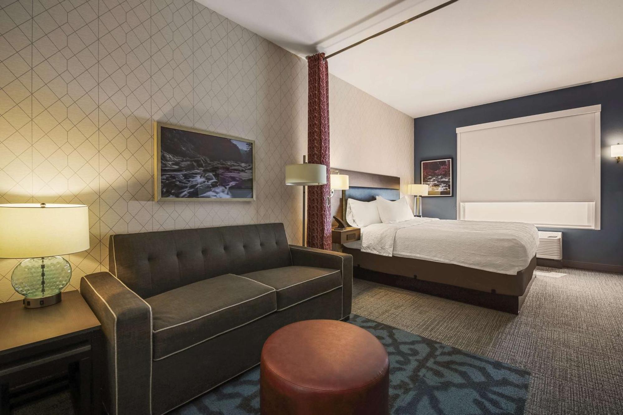 Home2 Suites By Hilton Куквилл Экстерьер фото