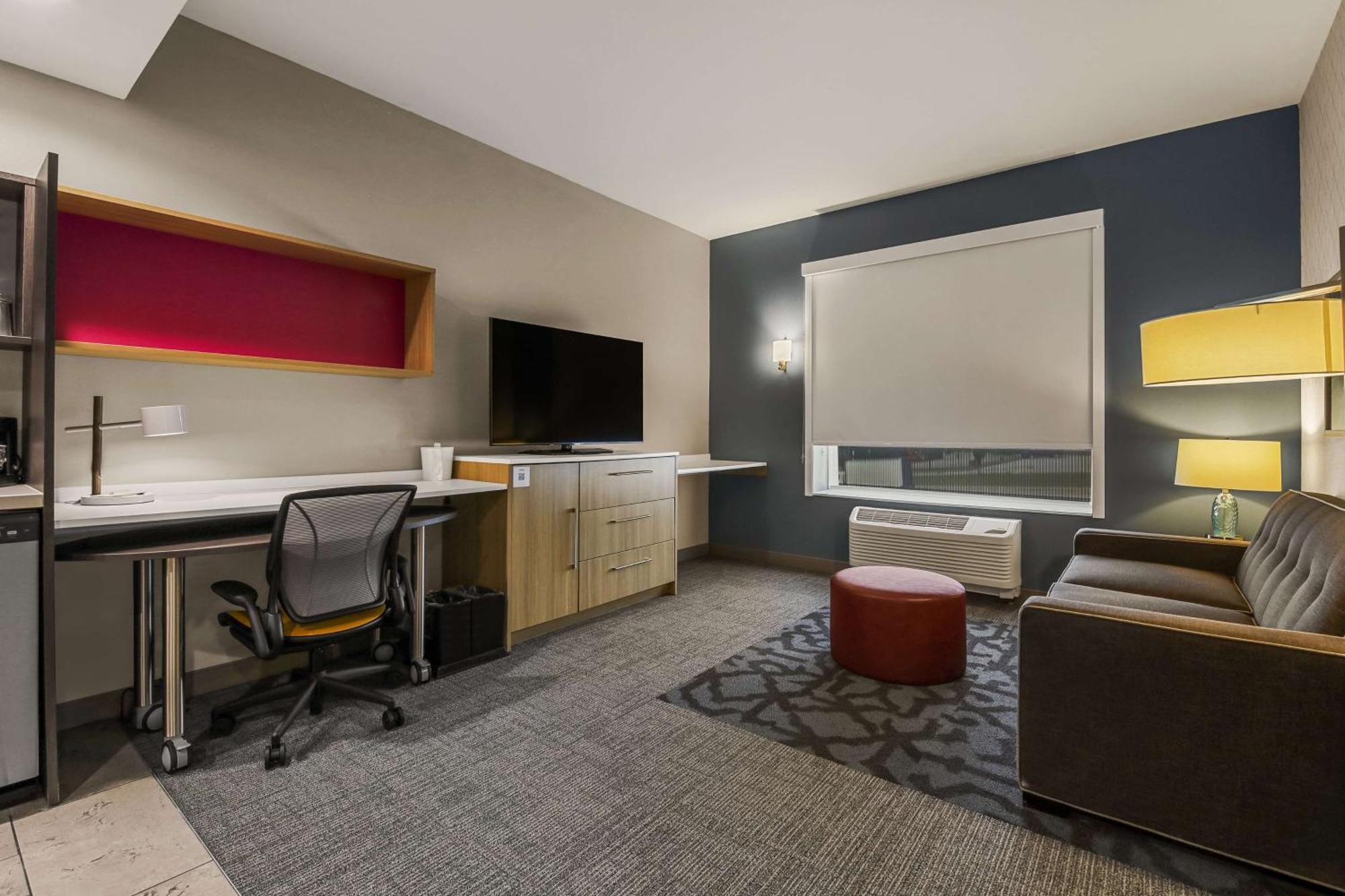 Home2 Suites By Hilton Куквилл Экстерьер фото