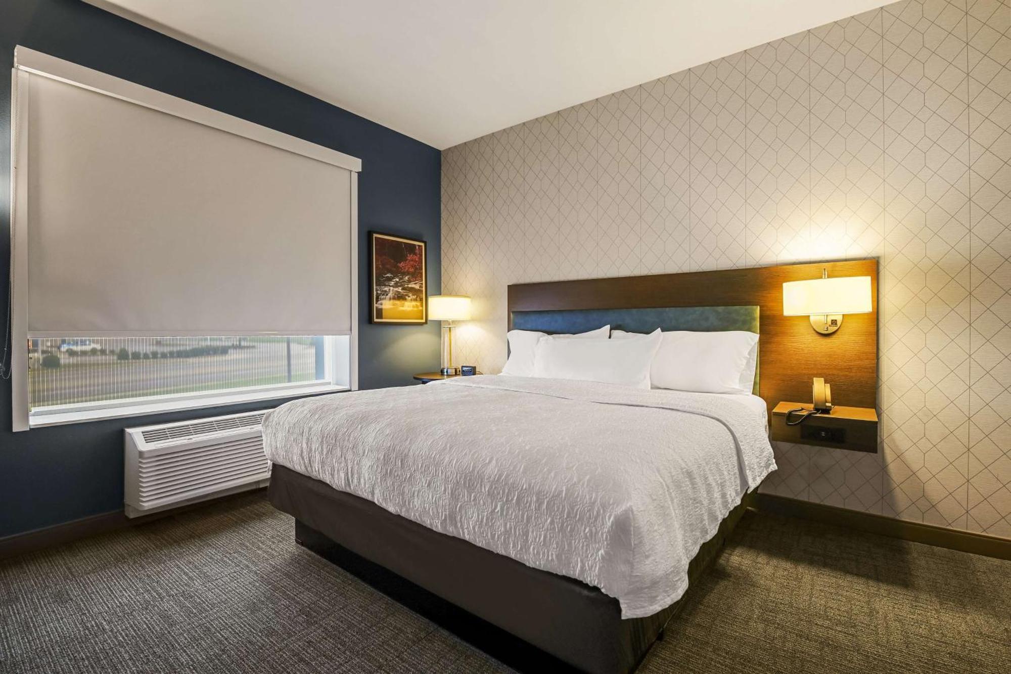 Home2 Suites By Hilton Куквилл Экстерьер фото
